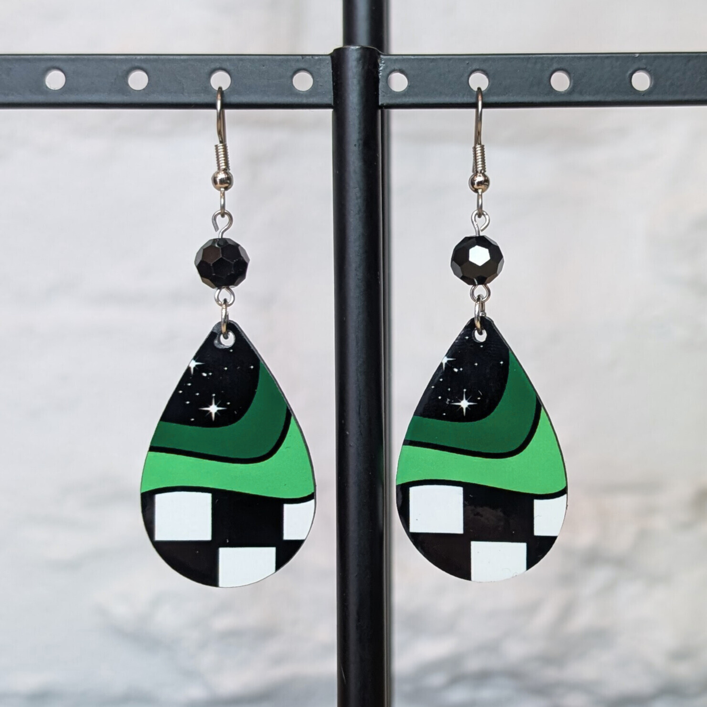 Green Wave Checkered Teardrop Earrings