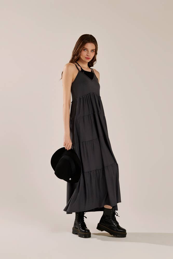 Flowy V-neck Ruffle Tier Knit Maxi Dress